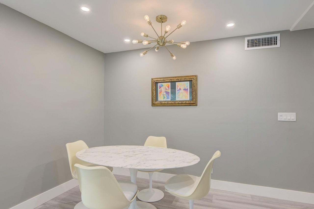 1425 Ne 26th Dr #1-2 - Photo 5 of 24
