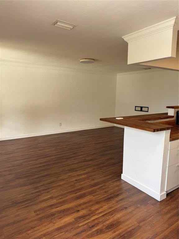520 Ne 58th St #B - Photo 4 of 23