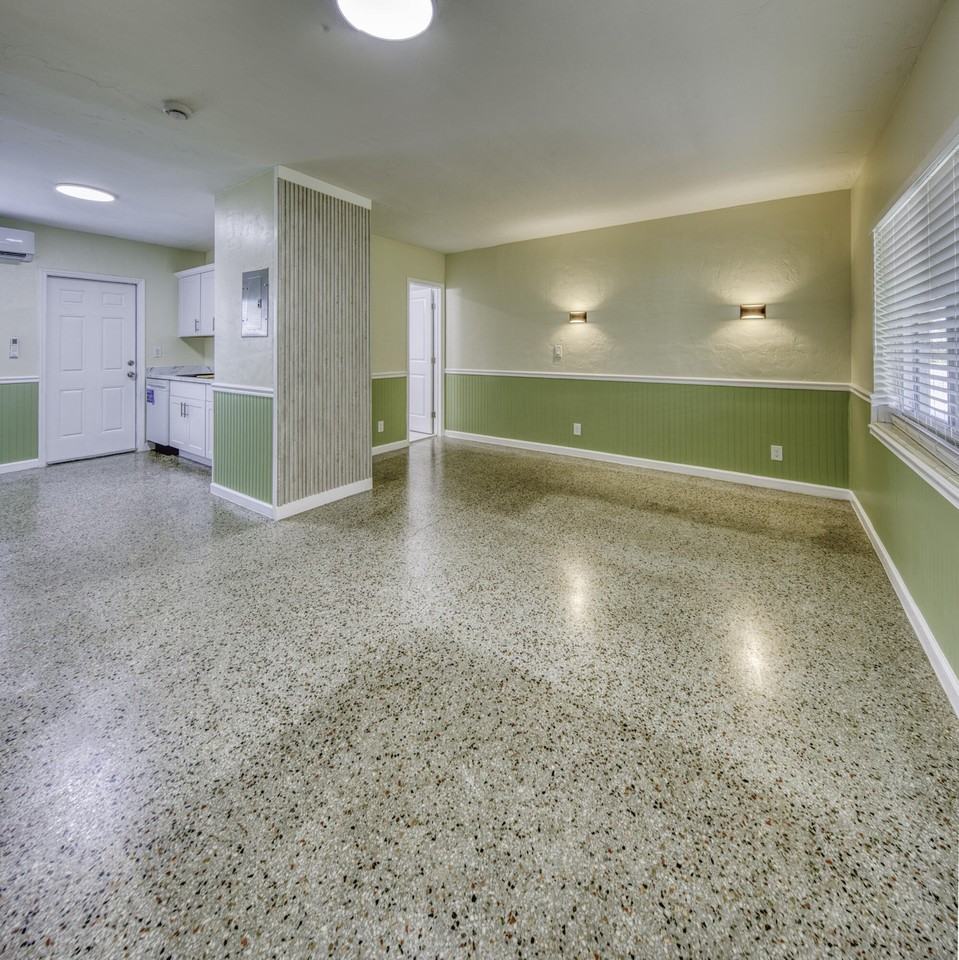 301 N Federal Hwy #2 - Photo 5 of 11