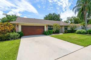 featured image of 1532 Primrose Ln
