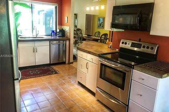 414 Ne 195th St #414 - Photo 5 of 7