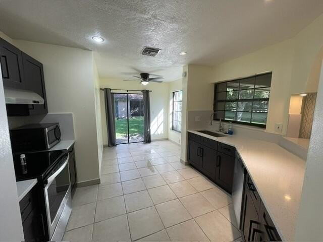 9321 W Sunrise Blvd - Photo 2 of 13