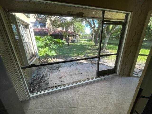 9321 W Sunrise Blvd - Photo 7 of 13
