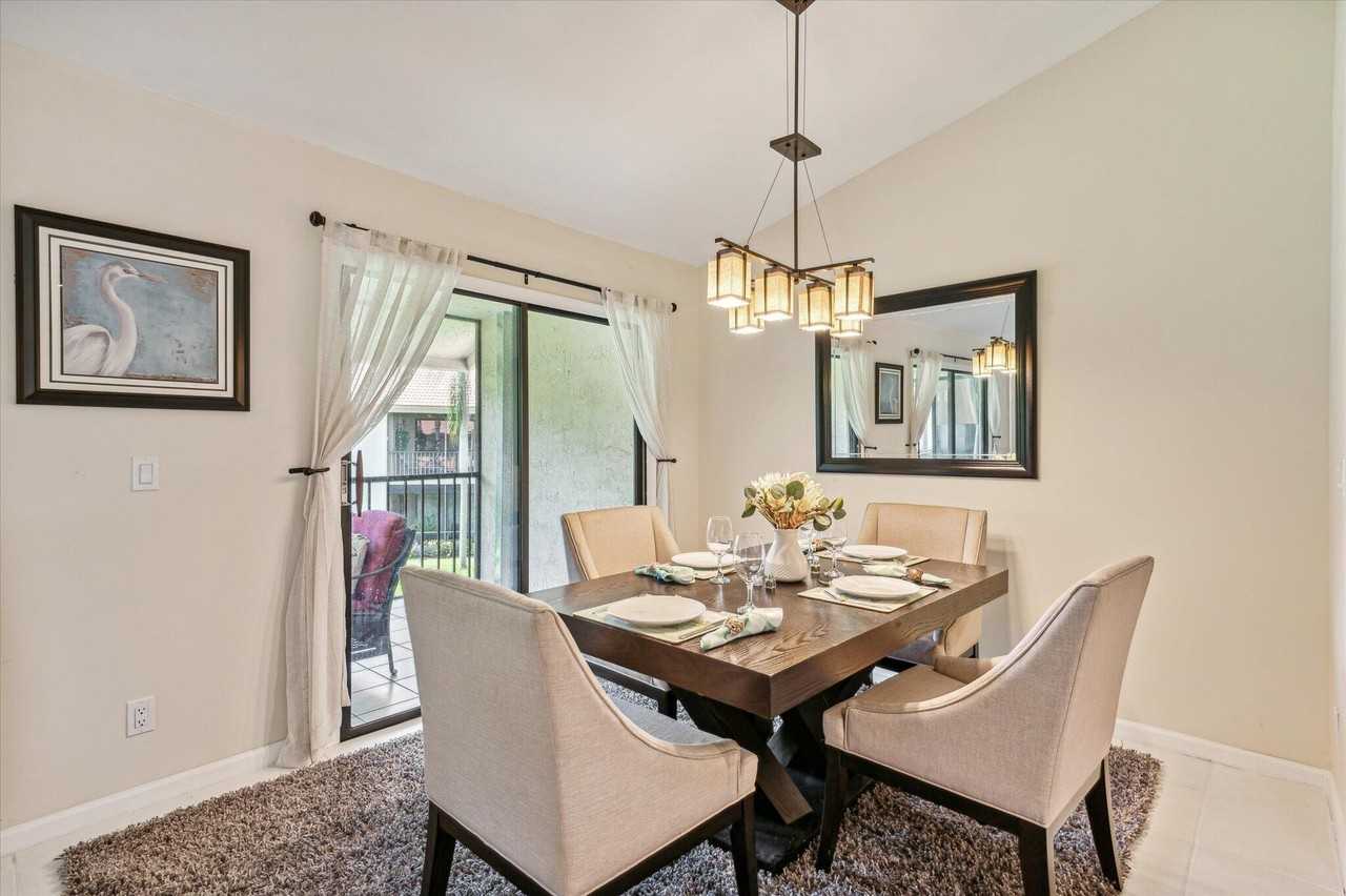 5750 Coach House Cir #G - Photo 7 of 19