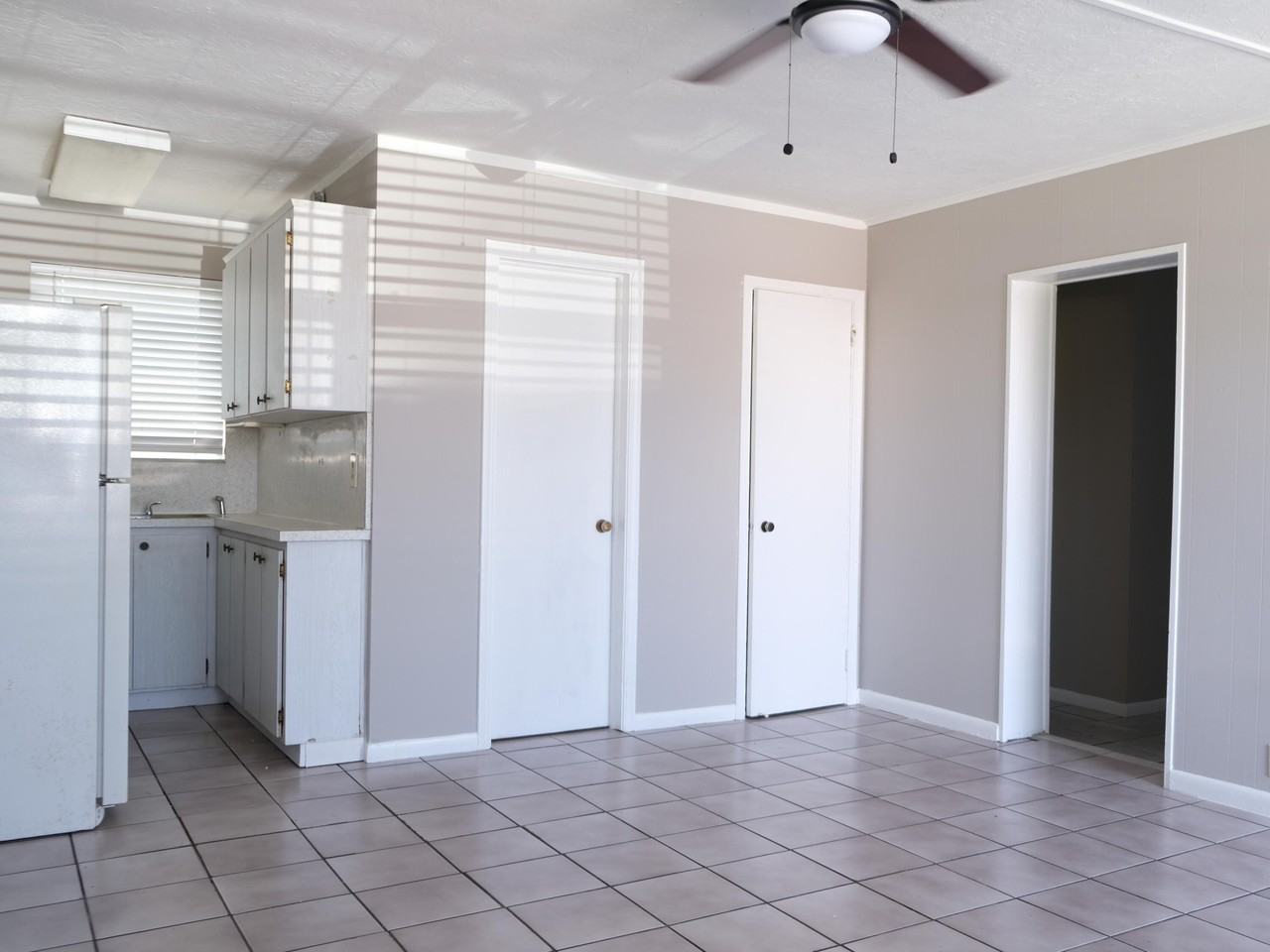 505 Bayberry Dr #1 - Photo 3 of 13