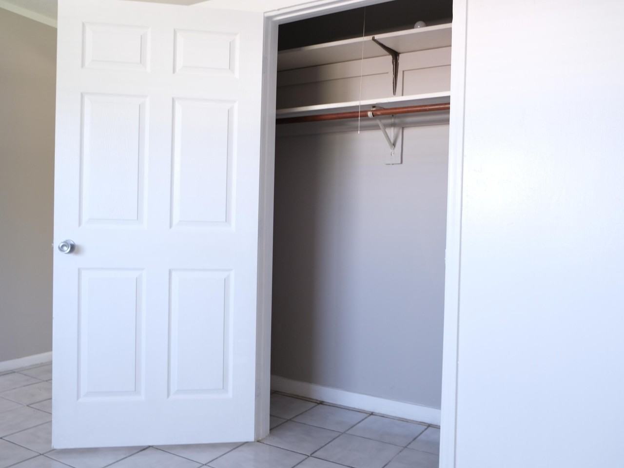 505 Bayberry Dr #1 - Photo 7 of 13