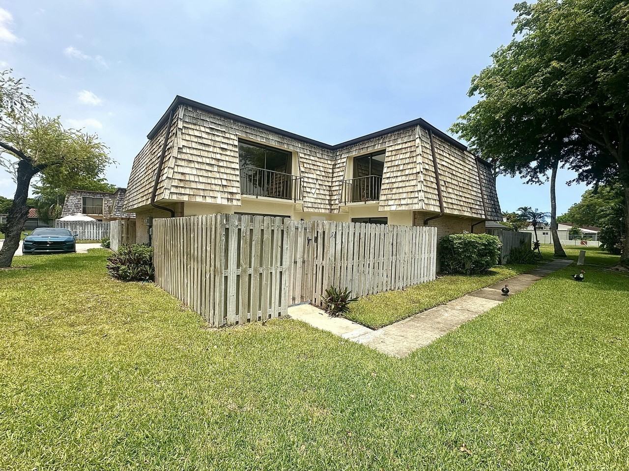 173 Lake Arbor Dr