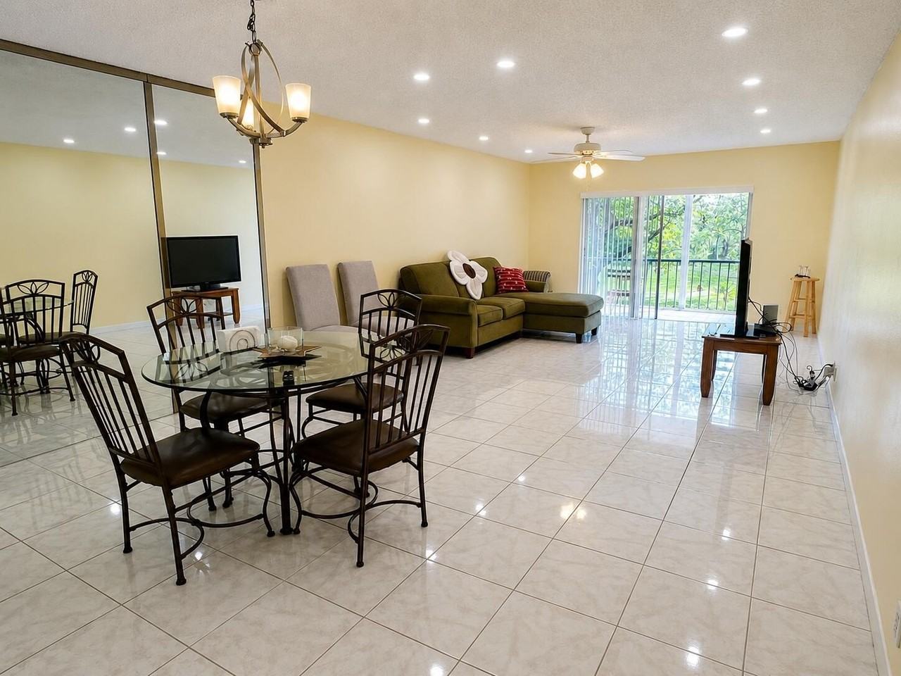 6101 N Falls Circle Dr #310 - Photo 3 of 9