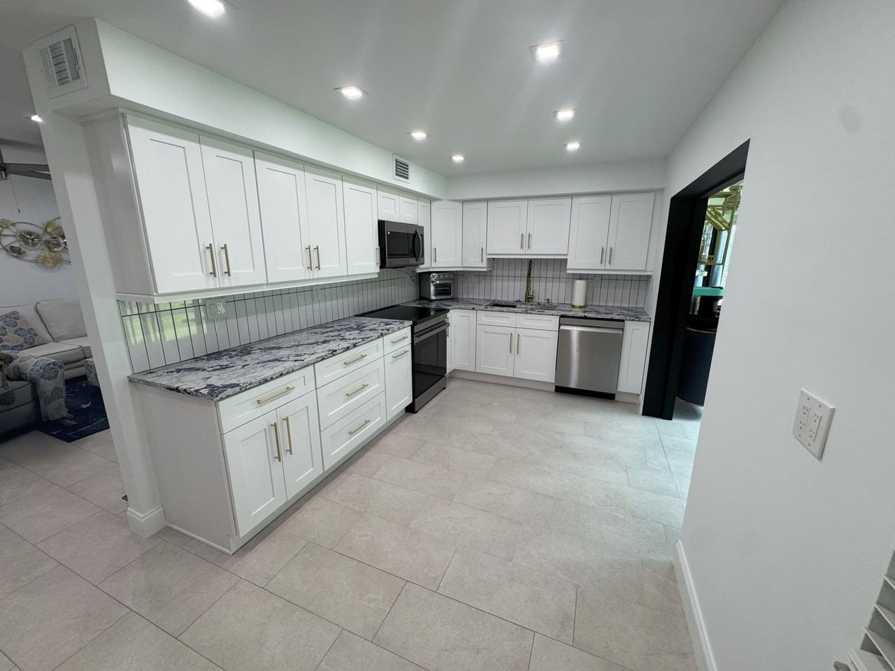 18 Piedmont A - Photo 4 of 37