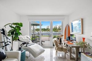 featured image of 901 E Camino Real #1C
