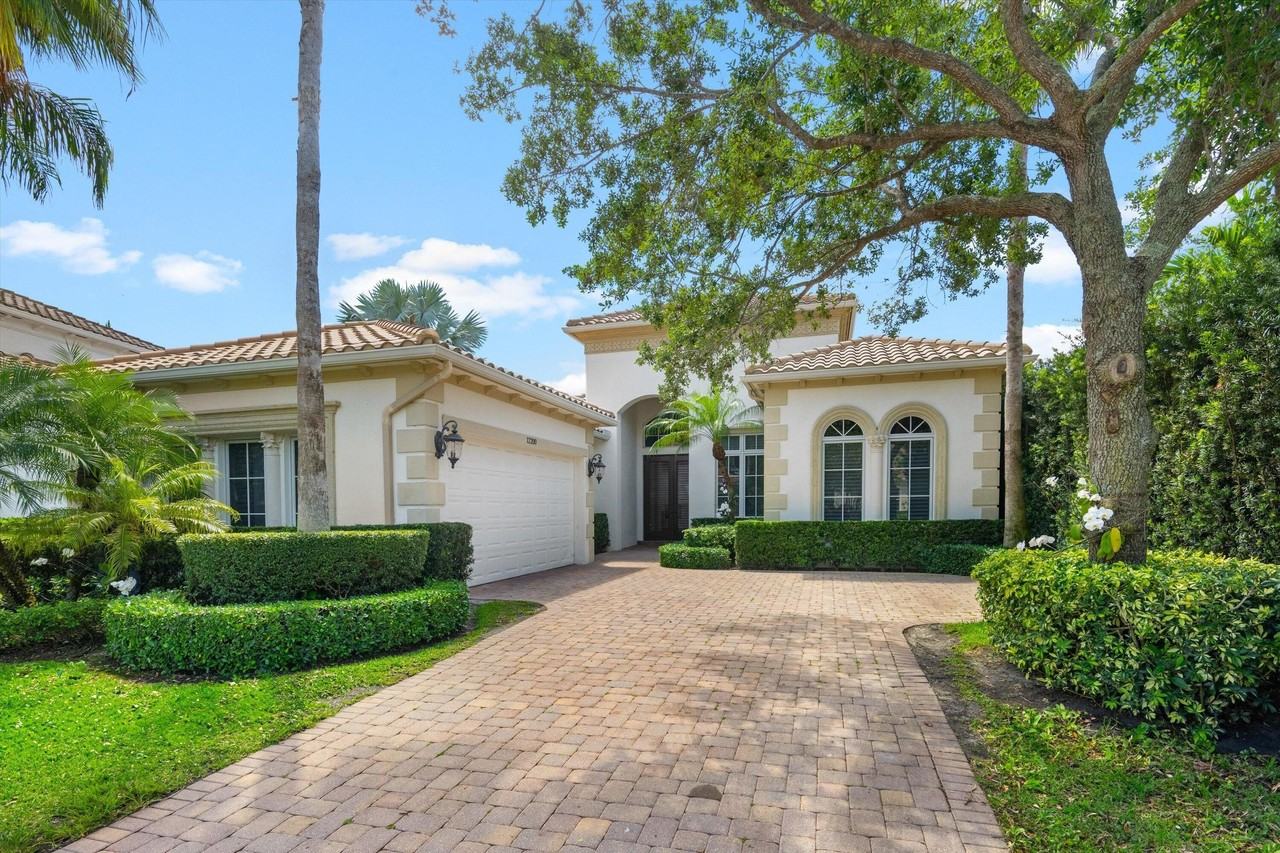 12200 Sunnydale Dr - Photo 2 of 50