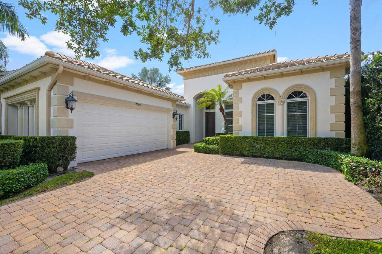 12200 Sunnydale Dr - Photo 3 of 50