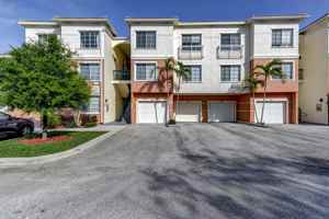 featured image of 2210 Myrtlewood Cir E