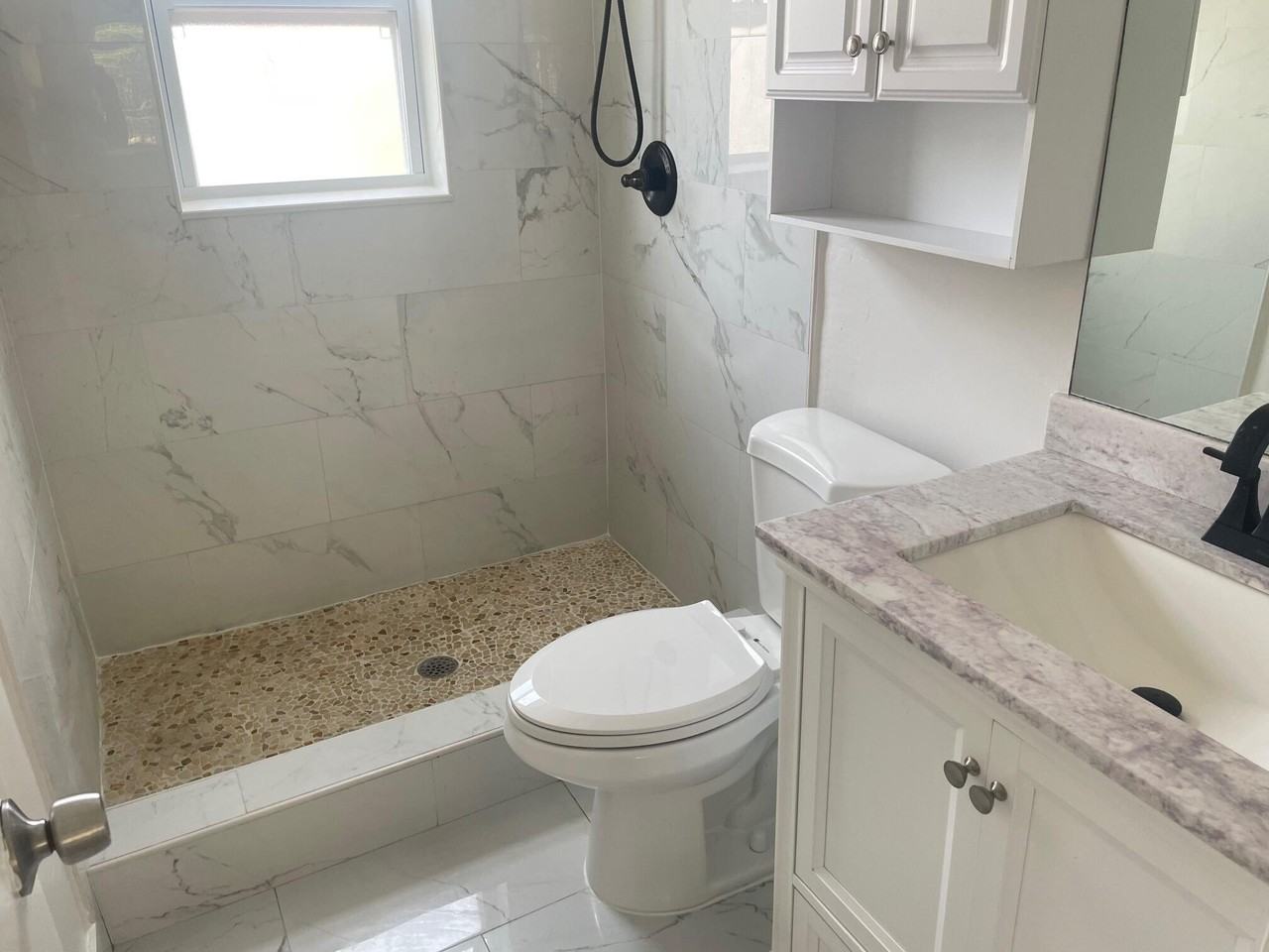 217 Se 20th Ave #8 - Photo 7 of 15