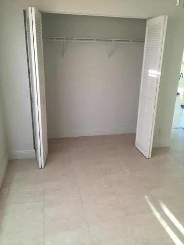 1440 Lake Crystal Dr #B - Photo 5 of 11