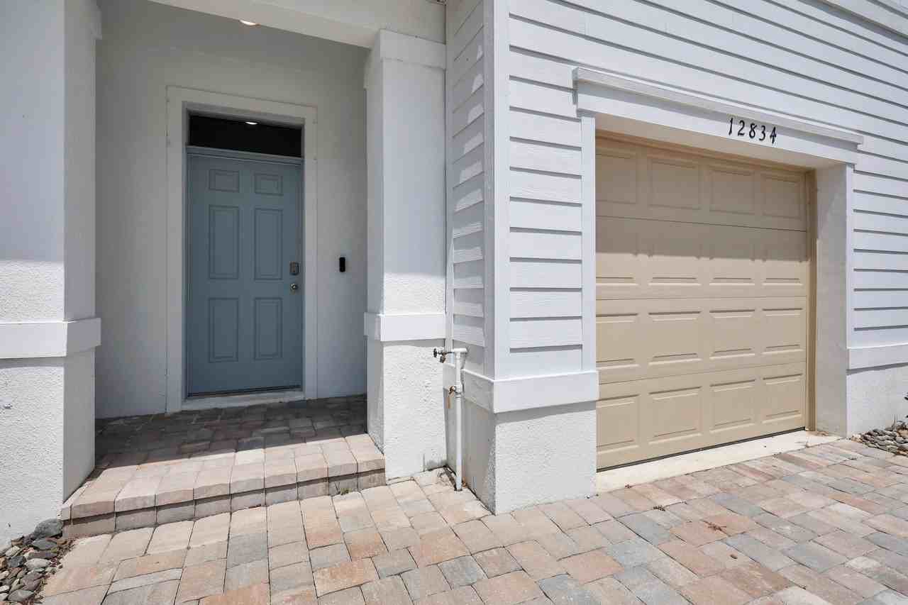 12834 Sw Forli Way - Photo 2 of 37