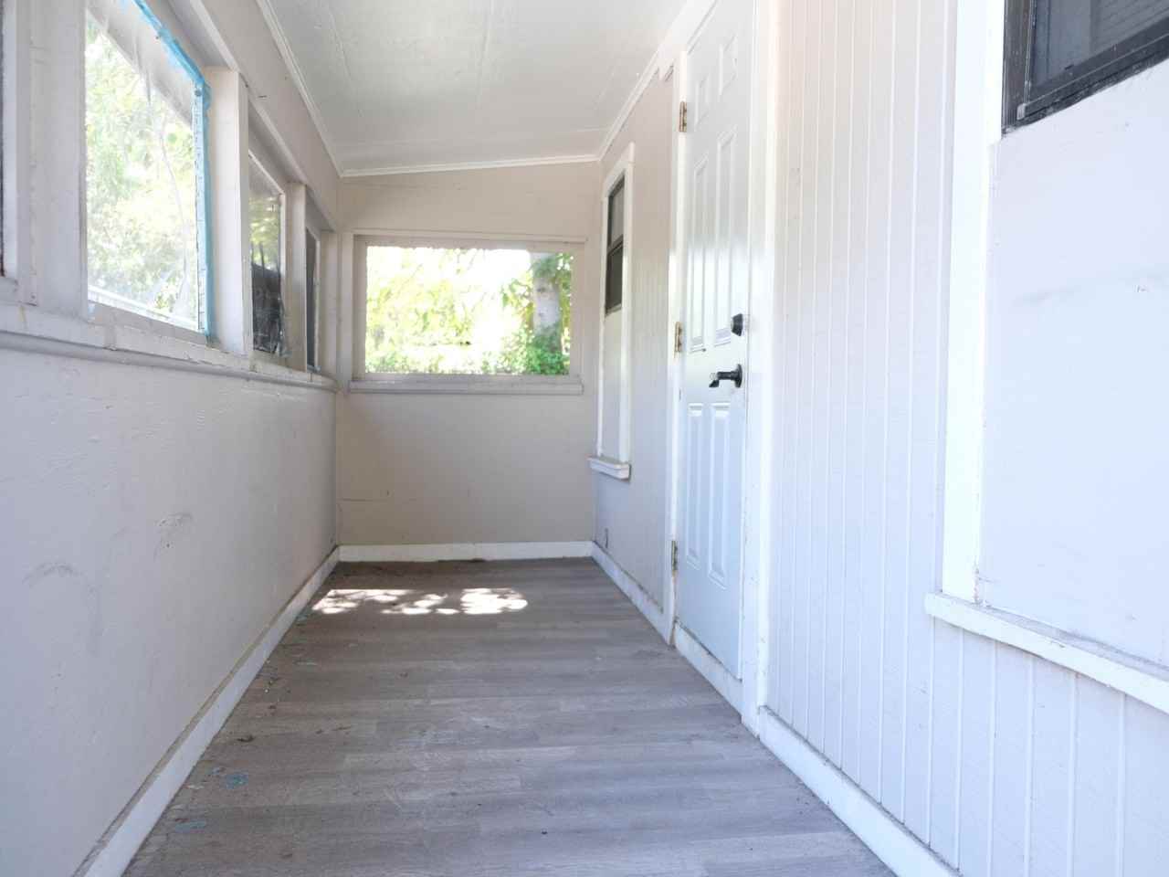 528 22nd St - Photo 3 of 13