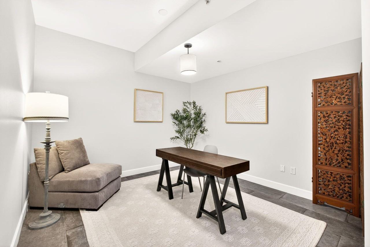 801 S Olive Ave #614 - Photo 3 of 50