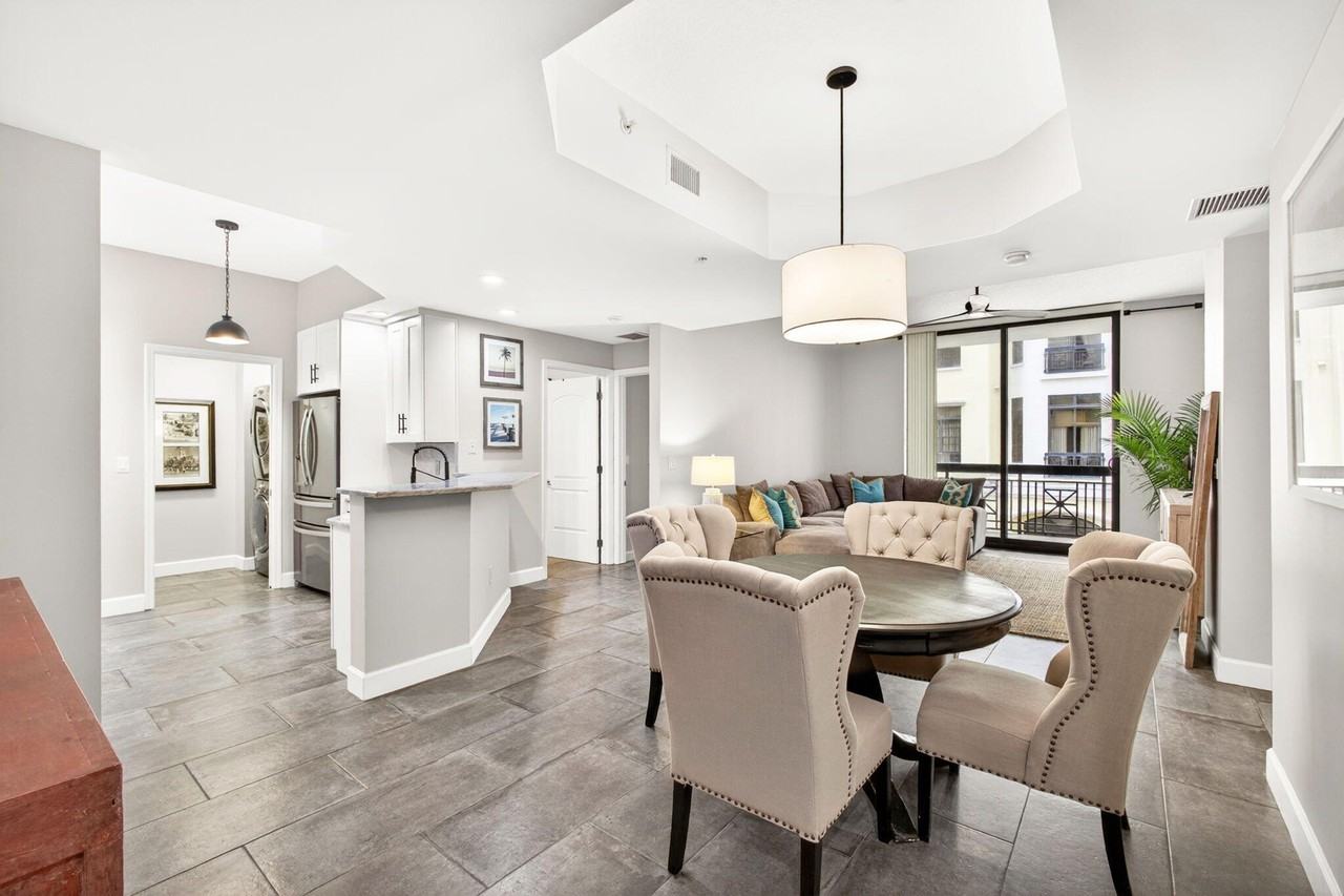 801 S Olive Ave #614 - Photo 4 of 50