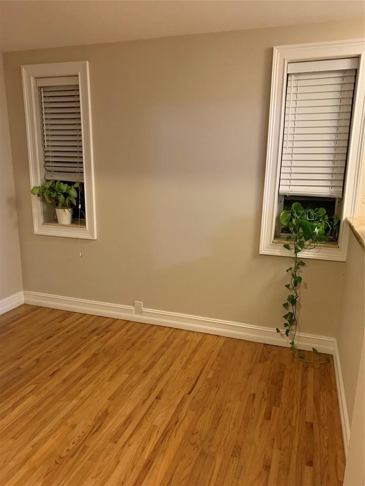 2910 Sw 103rd Pl - Photo 4 of 12