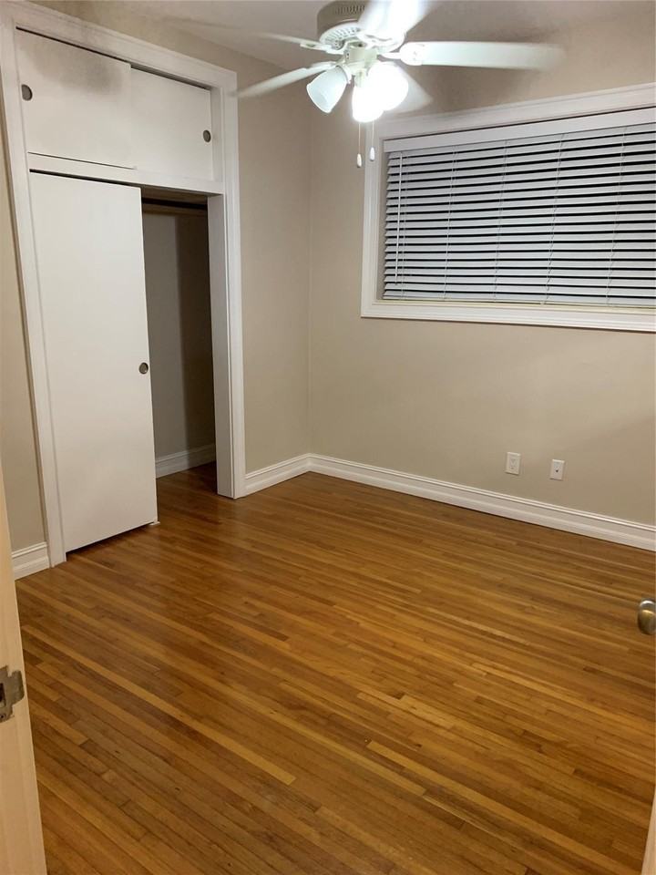 2910 Sw 103rd Pl - Photo 5 of 12