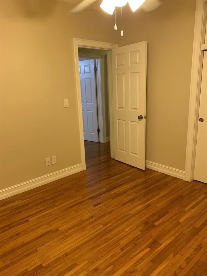 2910 Sw 103rd Pl - Photo 7 of 12