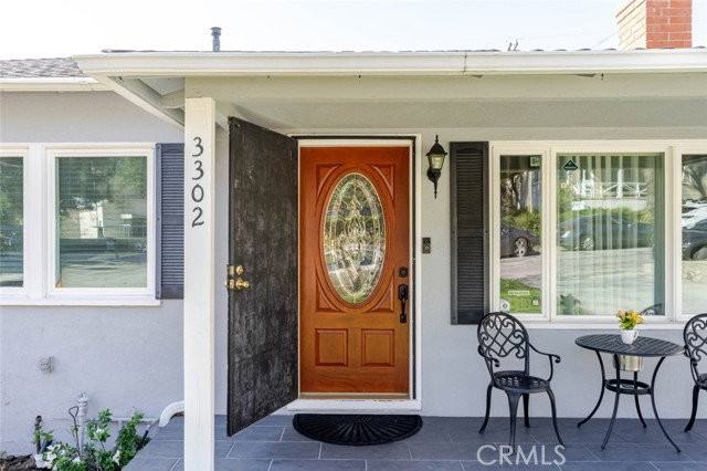 3302 Paraiso Way - Photo 2 of 8