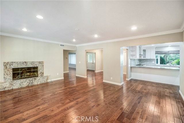 5437 Castle Knoll Rd - Photo 4 of 8