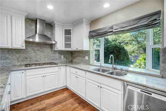 5437 Castle Knoll Rd - Photo 7 of 8