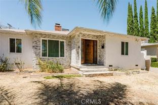 16155 Hamlin St - Photo 1 of 1
