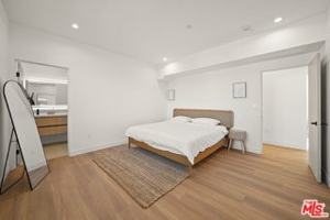 featured image of 13694 Erwin St #2