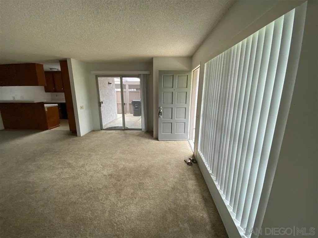 4354 Vision Dr - Photo 4 of 24
