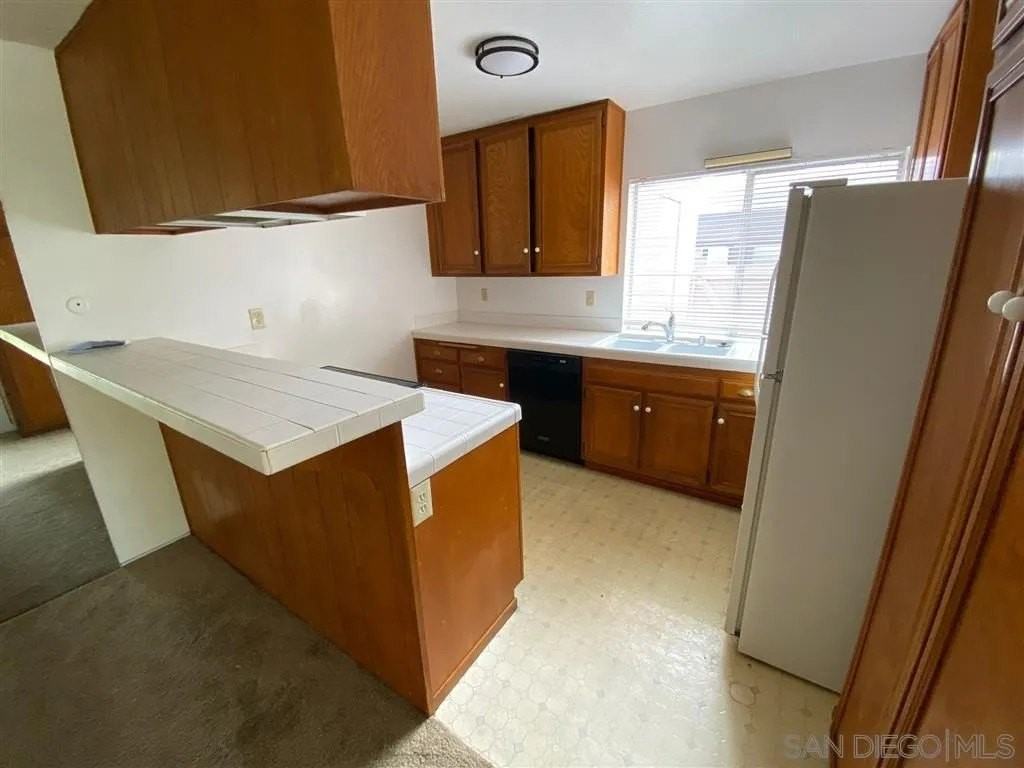 4354 Vision Dr - Photo 5 of 24