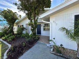 featured image of 812 Bayview Dr