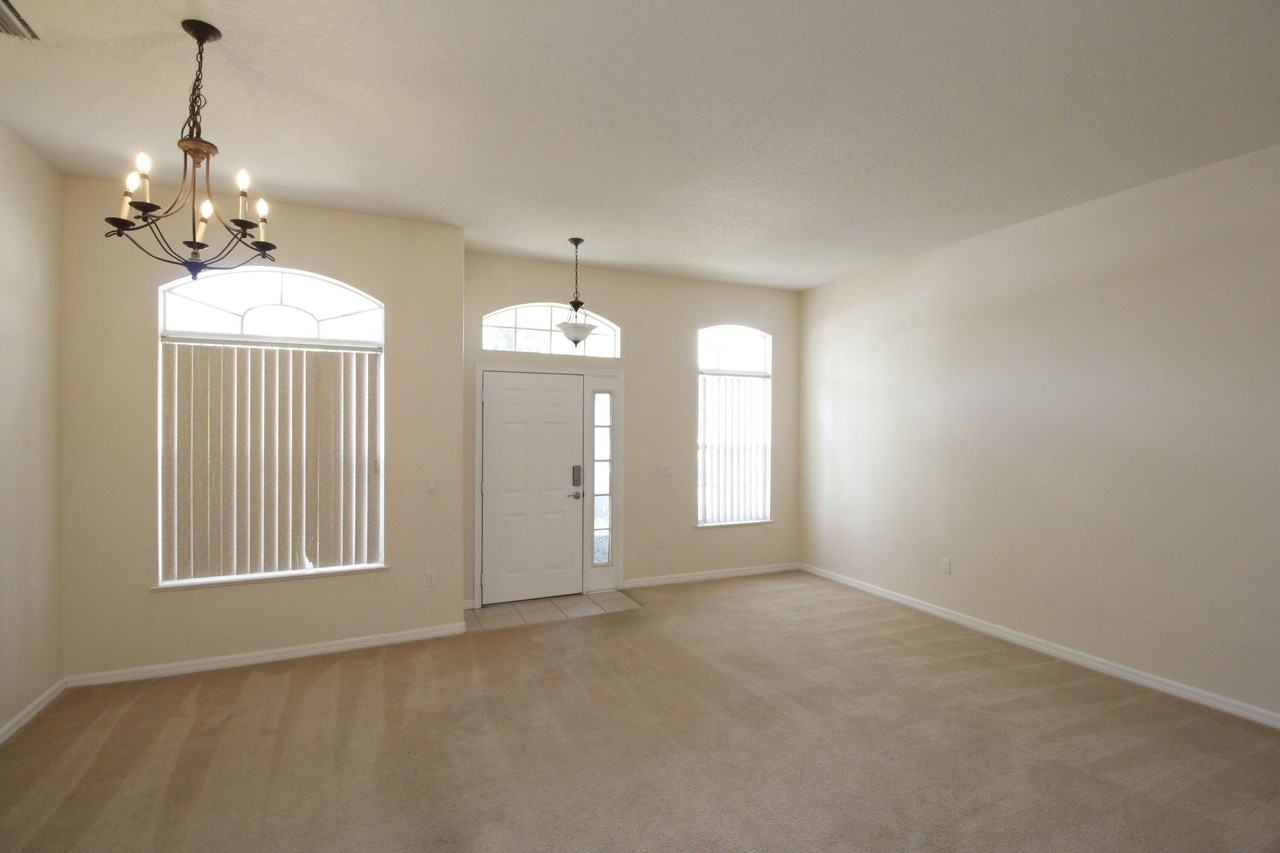 885 Tavernier Cir Ne - Photo 2 of 26