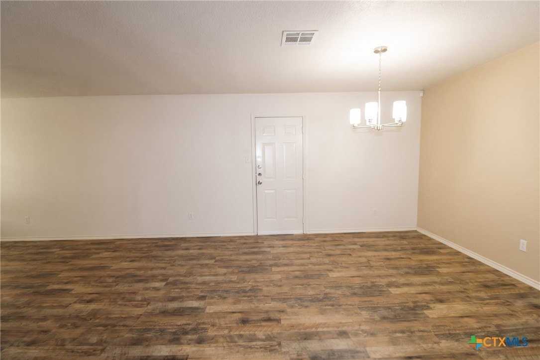 2706 Lucille Dr #A - Photo 4 of 10