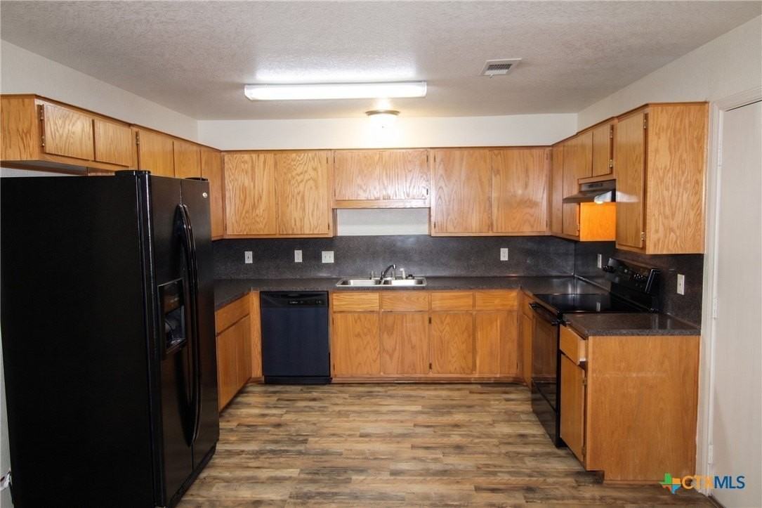 2706 Lucille Dr #A - Photo 5 of 10