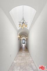 744 N Alfred St #104 - Photo 2 of 8