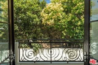 744 N Alfred St #104 - Photo 7 of 8