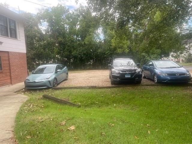 222 Rivoli Rd - Photo 3 of 4