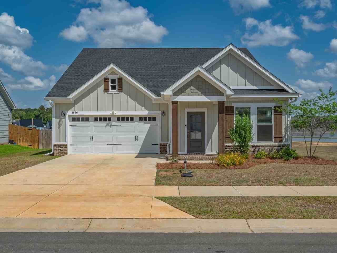 3836 Ardmore Ln - Photo 3 of 47