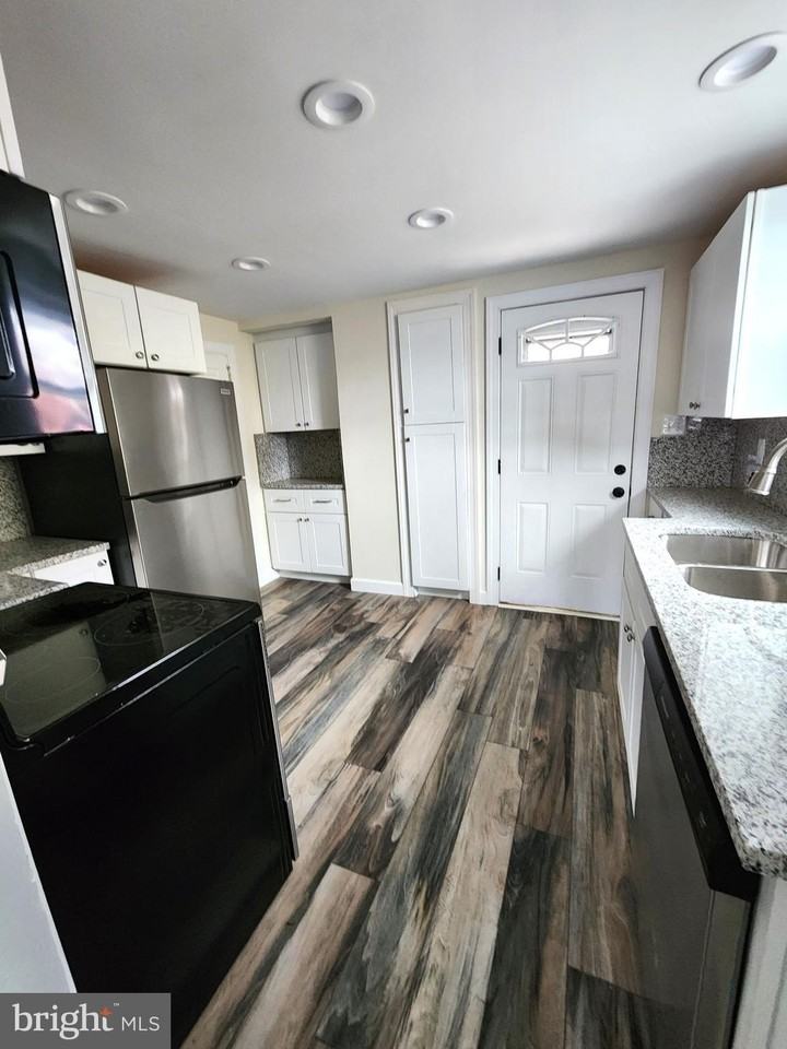 506 N Shipley St - Photo 4 of 23