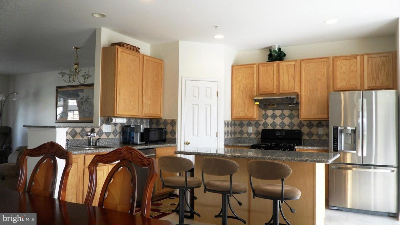 1019 Railbed Dr - Photo 3 of 18