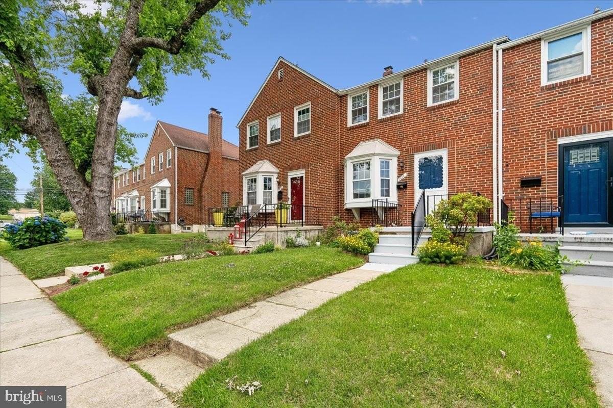 1612 Hardwick Rd - Photo 2 of 35
