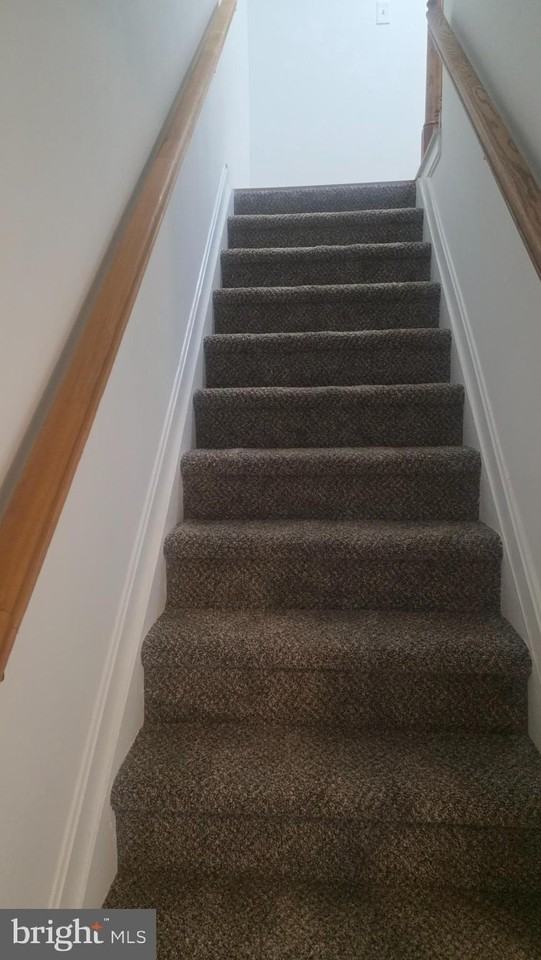 4210 Drake Ct - Photo 7 of 14
