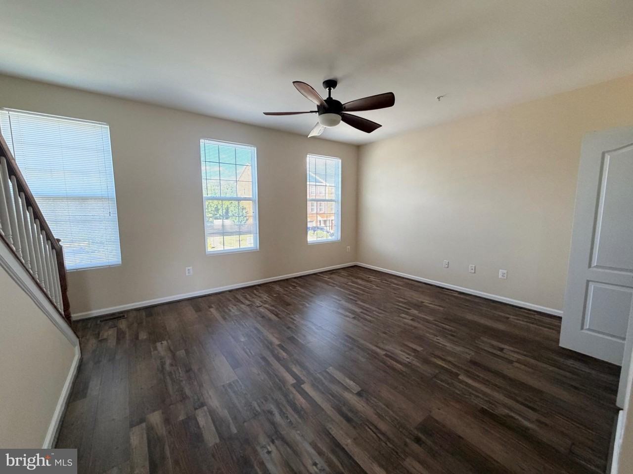 11789 Sunset Ridge Pl - Photo 4 of 21