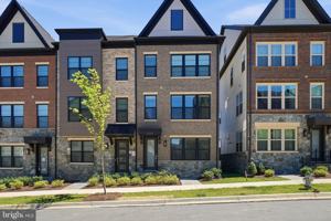 featured image of 10235 Dalmatian St