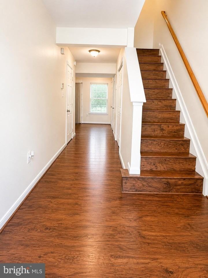 8809 Francisco Ct - Photo 2 of 19