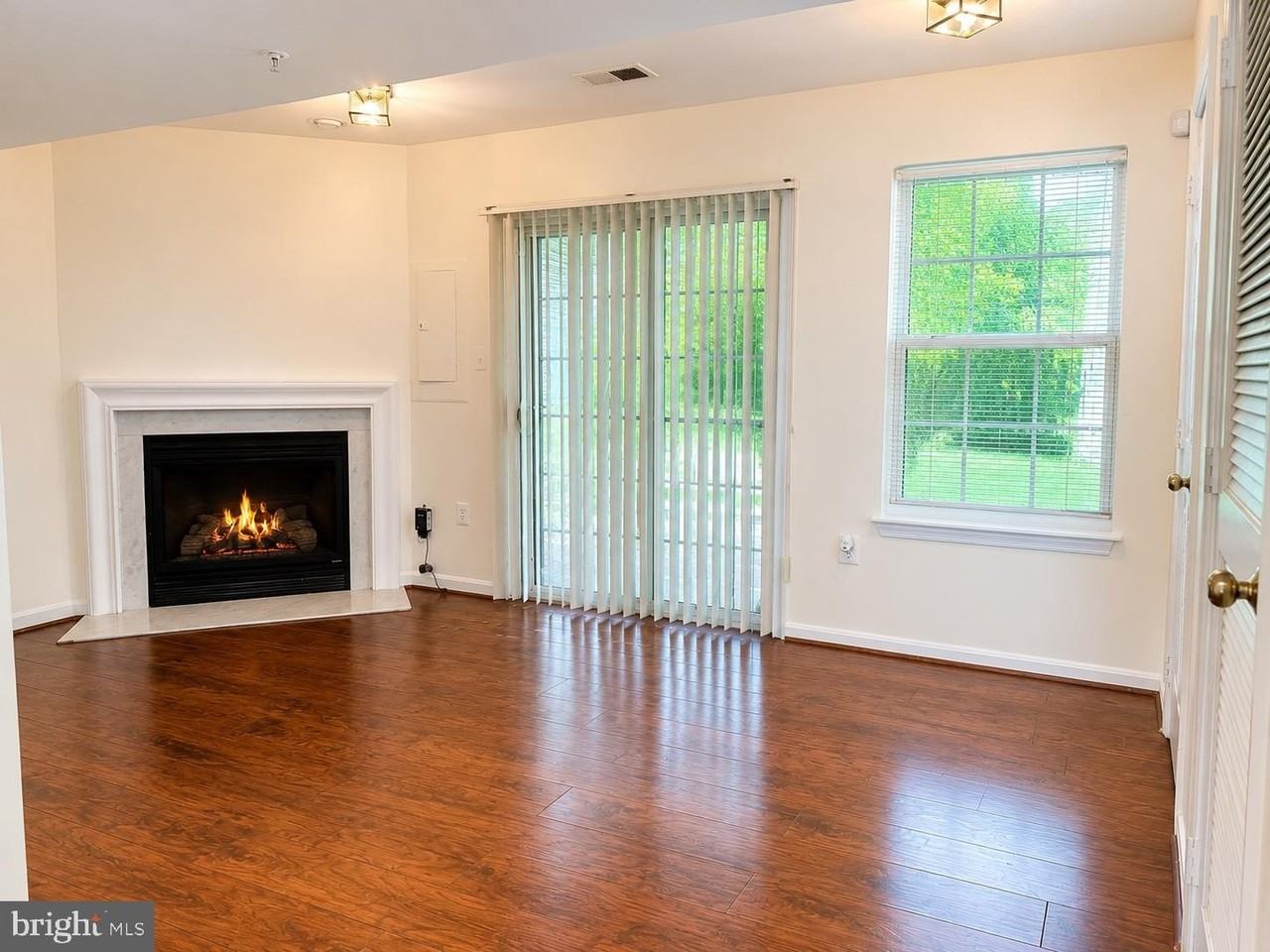 8809 Francisco Ct - Photo 3 of 19