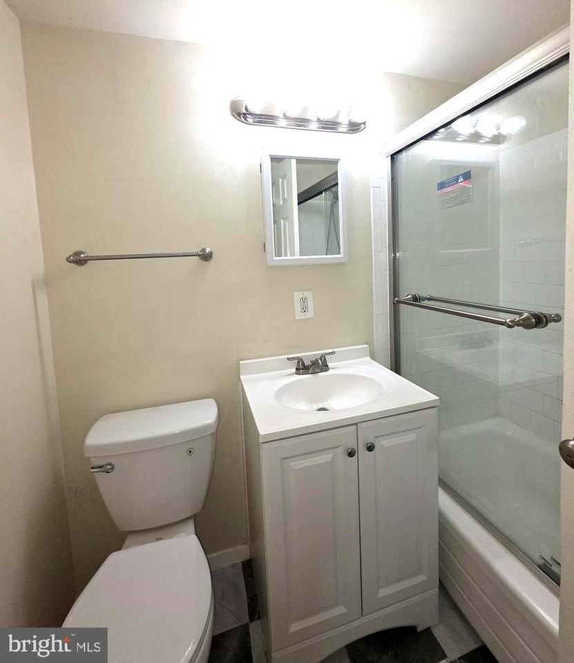 7320 Donnell Pl #B - Photo 7 of 10